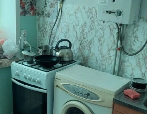 Сдам 2 х к.кв в центре города, Евпаторийская , Мариуполь, ДНР